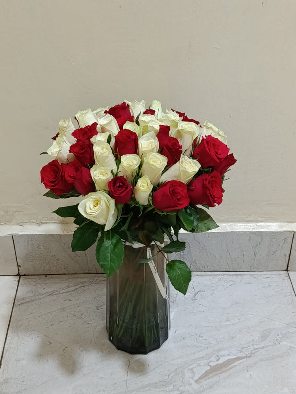 ROSE BLEND VASE ARRANGEMENT
