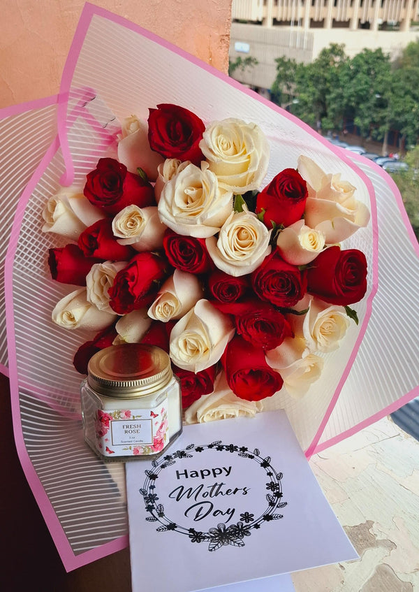SCENTED CANDLE WITH FLOWERS