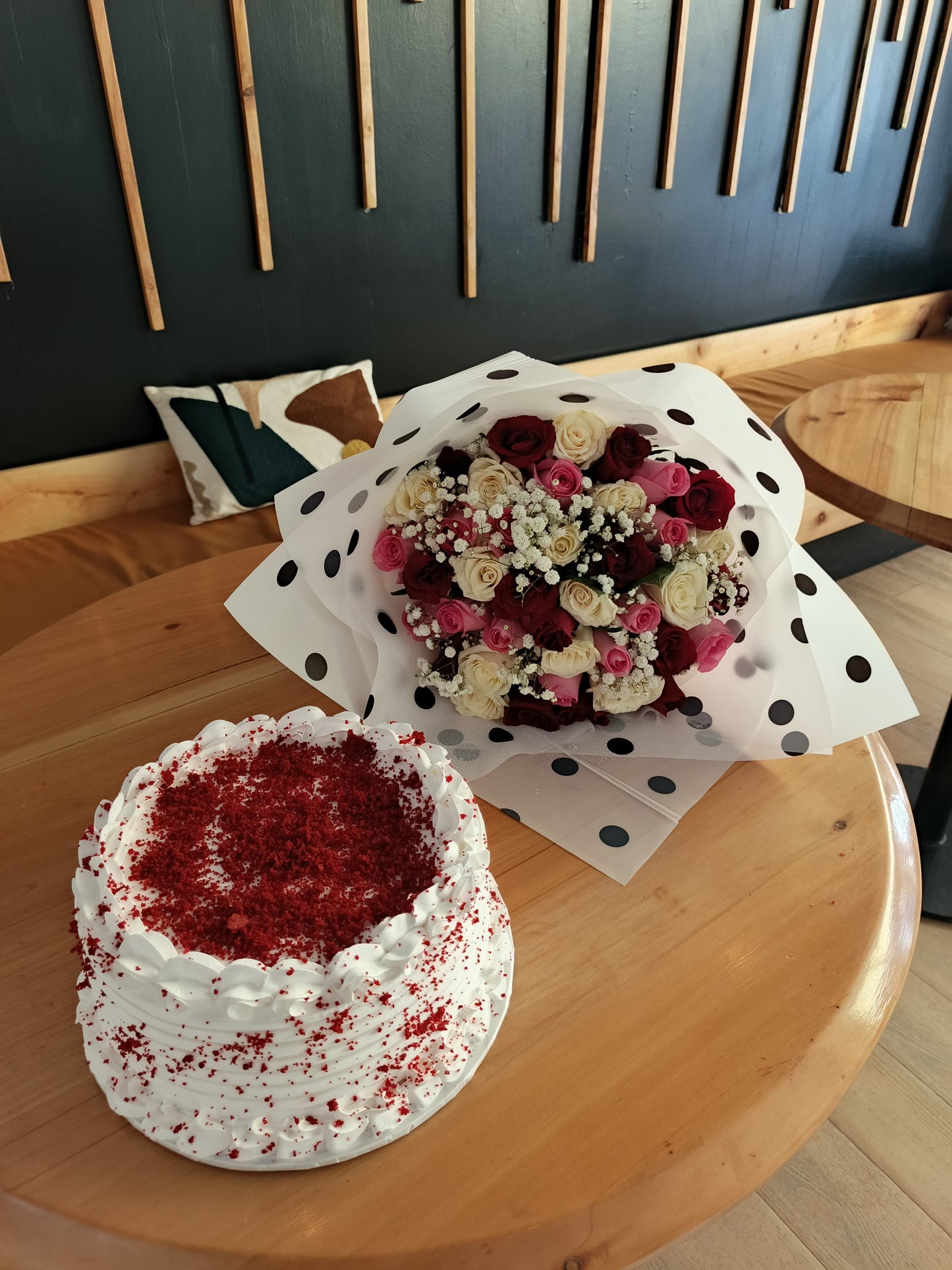 CHERISHED CAKE & FLOWERS