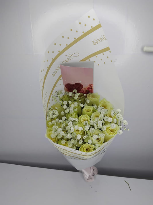 WHITE MINI BOUQUET