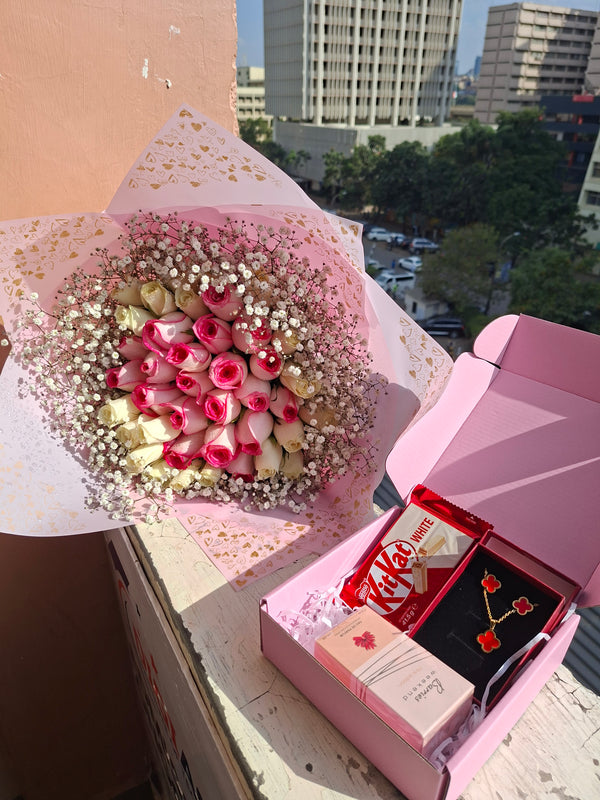 WHITE & PINK ROSES WITH GIFT BOX
