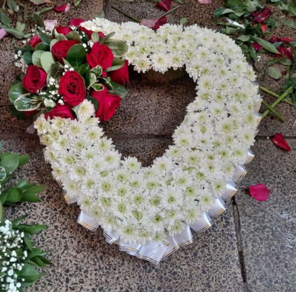 HEART SHAPED MUMS WREATH FLOWERS