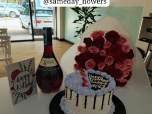 40 ROSES, HALF KG CAKE WITH ROBERTSON WINE