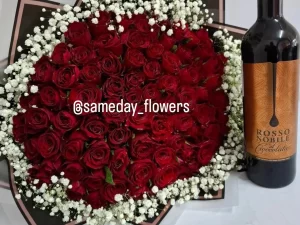 100 RED ROSES WITH ROSSO NOBILE RED WINE