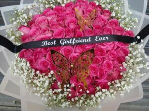 80 PINK ROSES WITH BABY BREATH & A CUSTOMIZED RIBBON