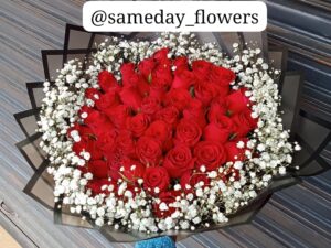 PASSIONATE RED BOUQUET