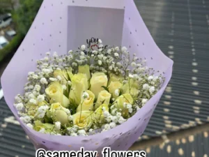 WHITE ROSES WITH BABY BREATH