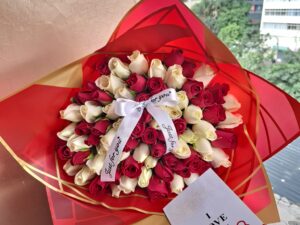 80 WHITE & RED ROSES WITH BOW