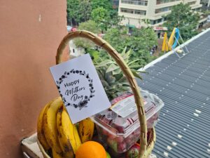 HER FAVOURITE FRUIT BASKET
